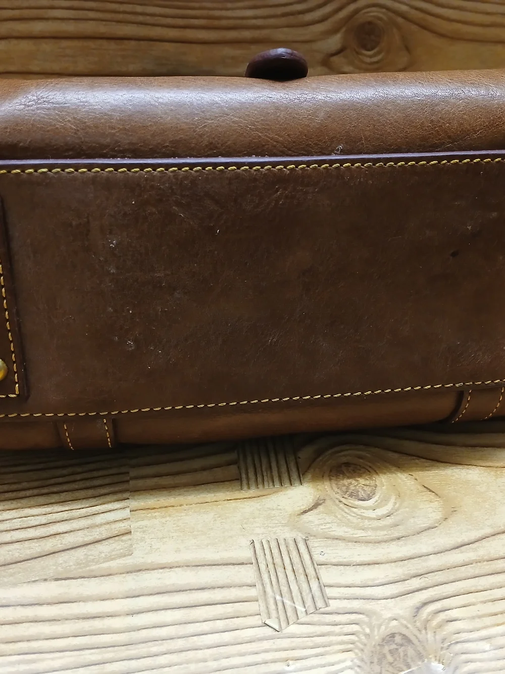 Dooney & Bourke classic brown